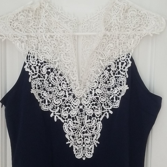 Shein - Picture 3 of 5